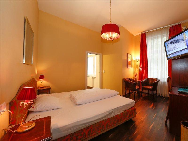Timeout City Hotel, 5 Min To City Center, Self Check In Виена Екстериор снимка