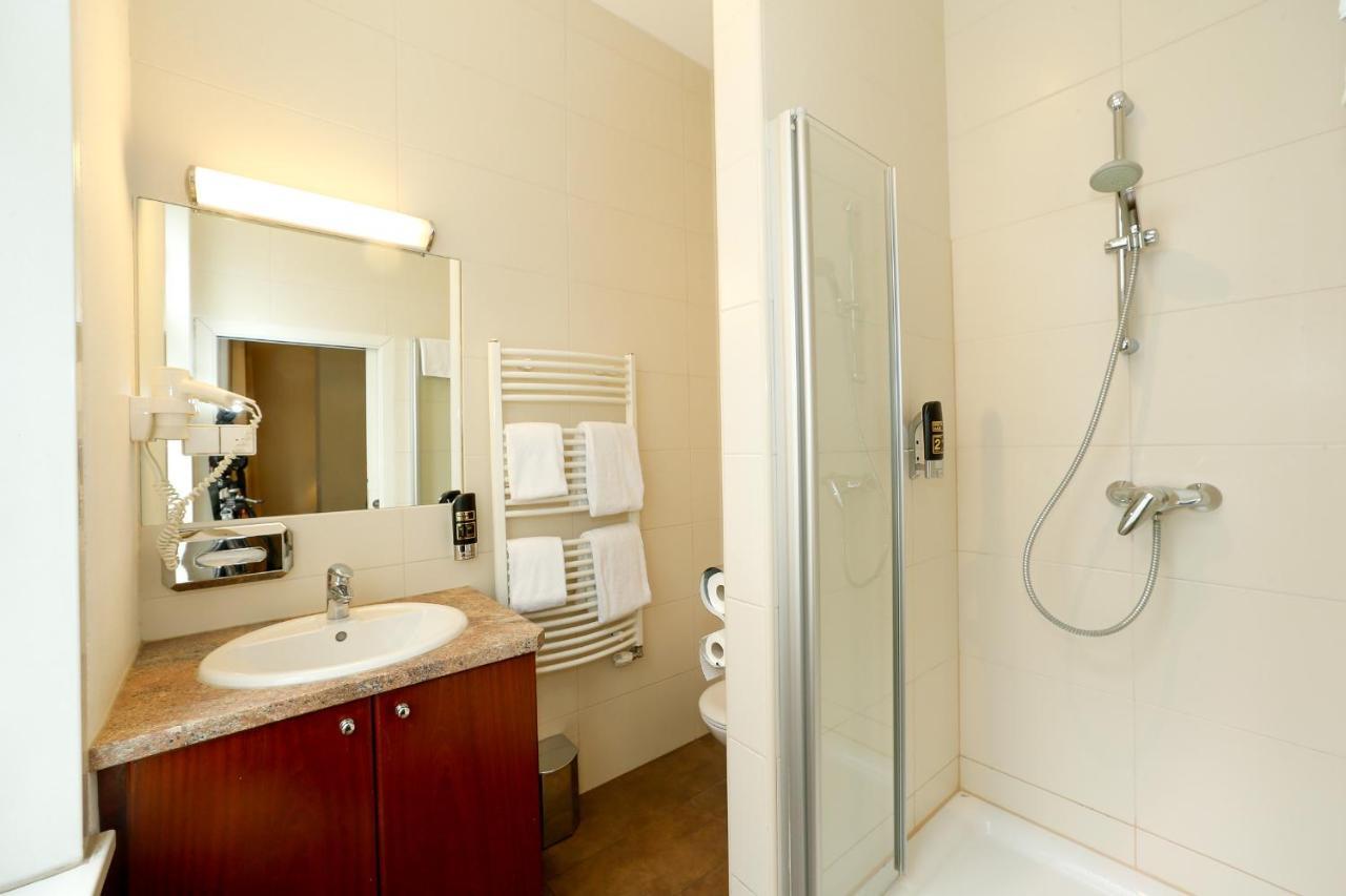 Timeout City Hotel, 5 Min To City Center, Self Check In Виена Екстериор снимка