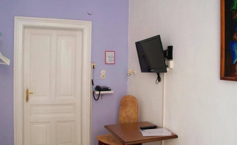 Timeout City Hotel, 5 Min To City Center, Self Check In Виена Екстериор снимка